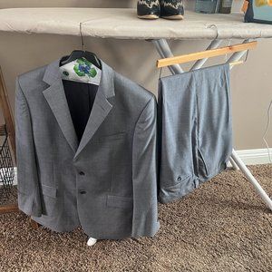 Pronto Uomo Platinum Suit-Men's Wearhouse